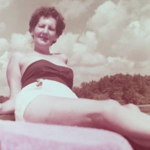 Meet your Posher, Lori